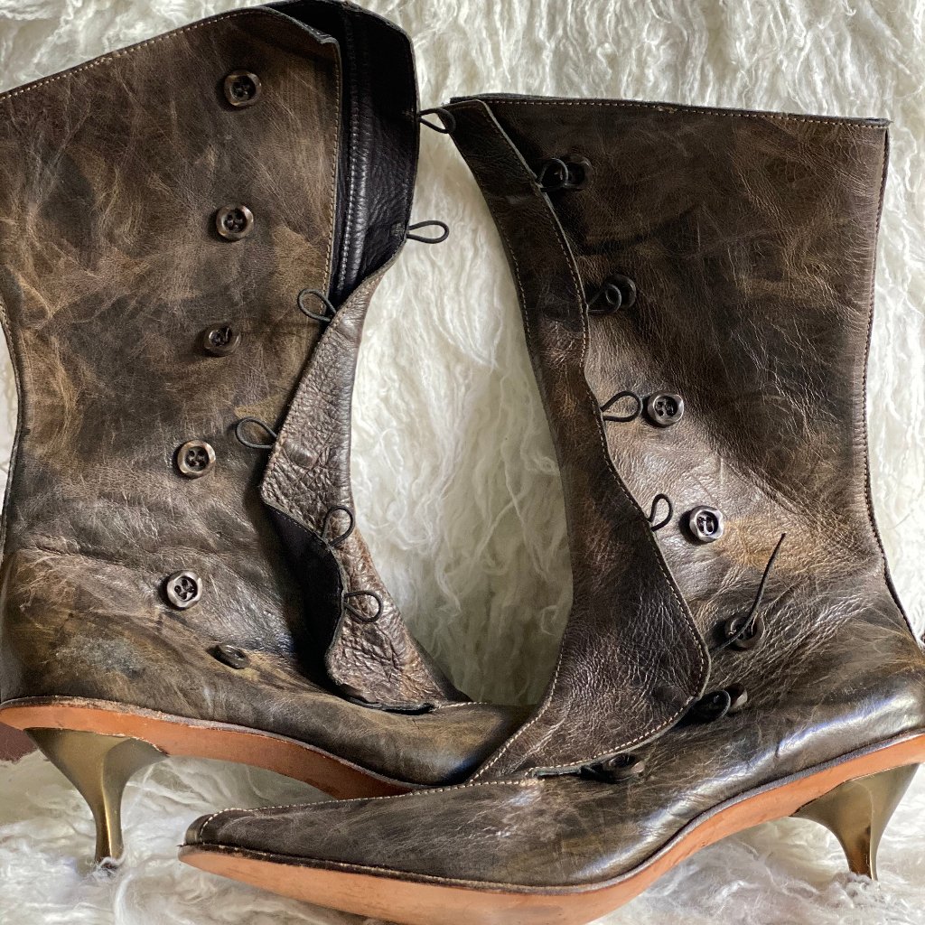 Nwot Cydwoq Vintage Boot